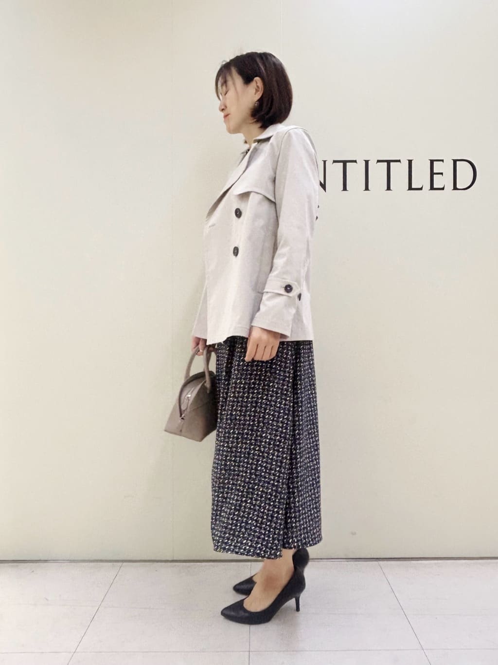 Mikiさんの「UNTITLED｜【定番人気/はっ水/洗える】タスランショートトレンチコート」を使ったコーディネート