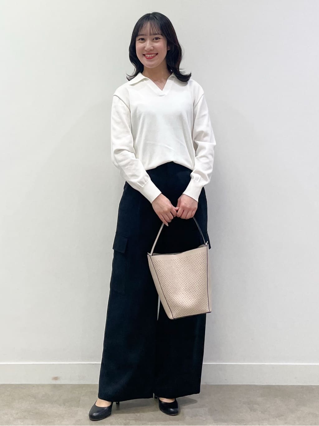 yukariさんの「Reflect｜スキッパーネックニットプルオーバー」を使ったコーディネート