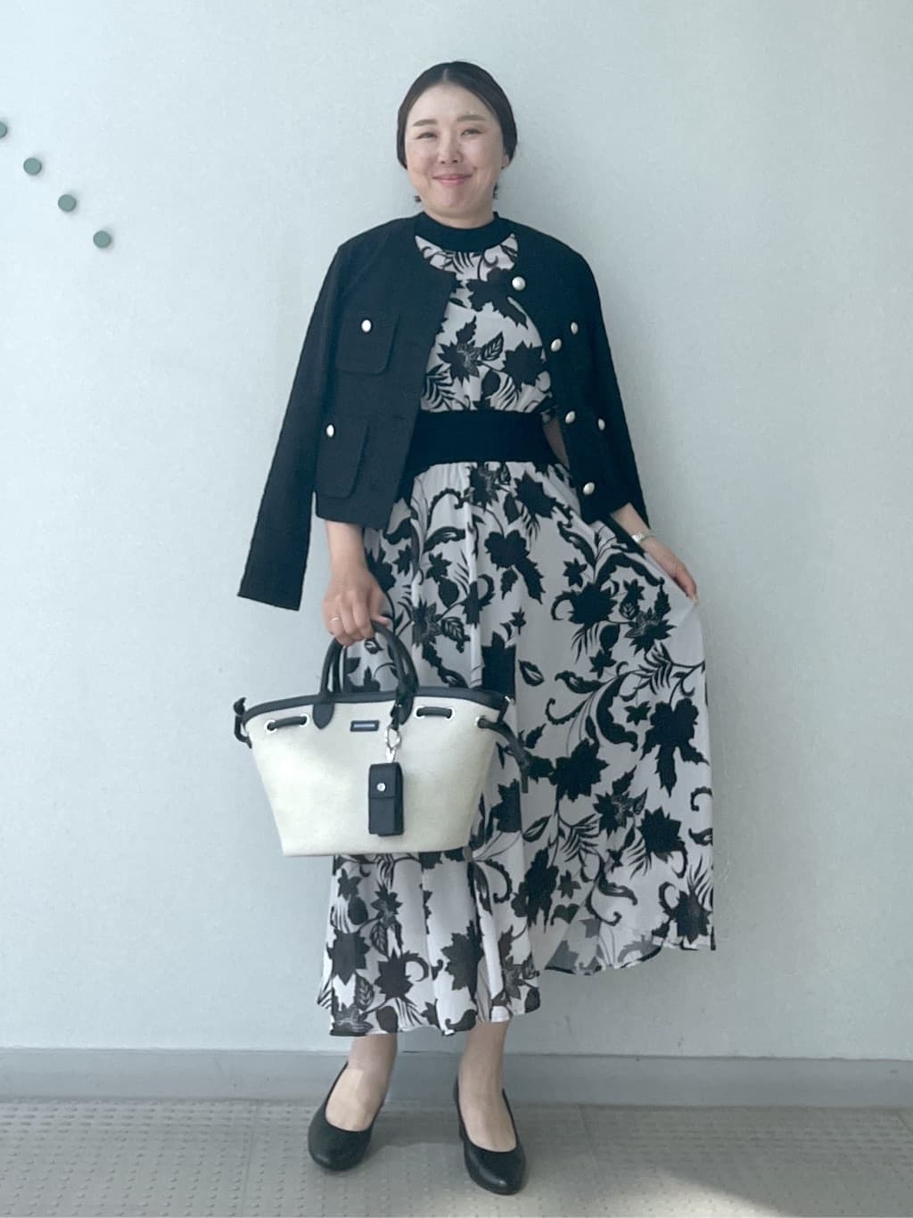 Soeさんの「DRESSTERIOR｜◆ブラックファンシーツイードジャケット」を使ったコーディネート