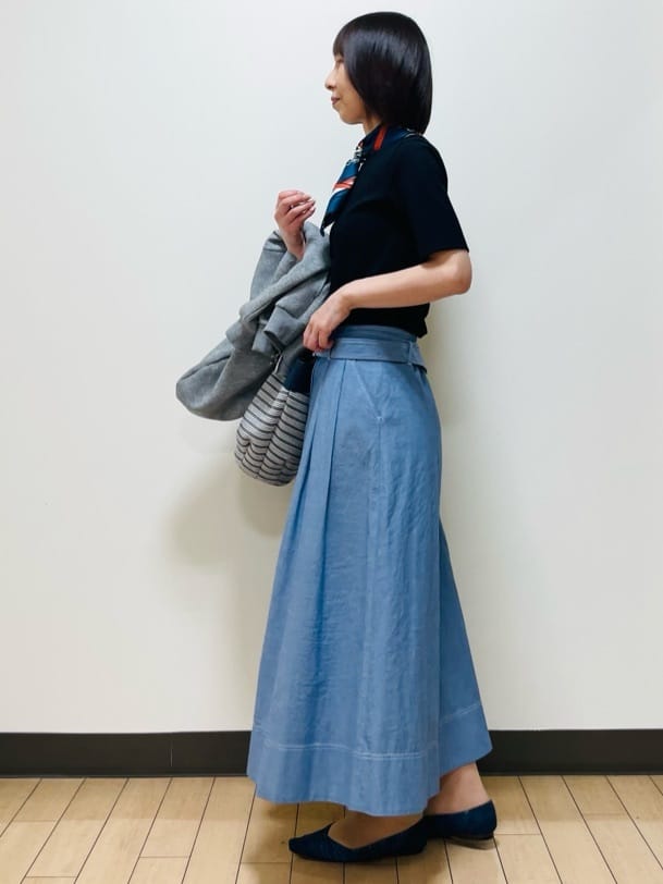 Riiさんの「Reflect｜【インナーにおすすめ◎】クルーネックストレッチリブトップス」を使ったコーディネート