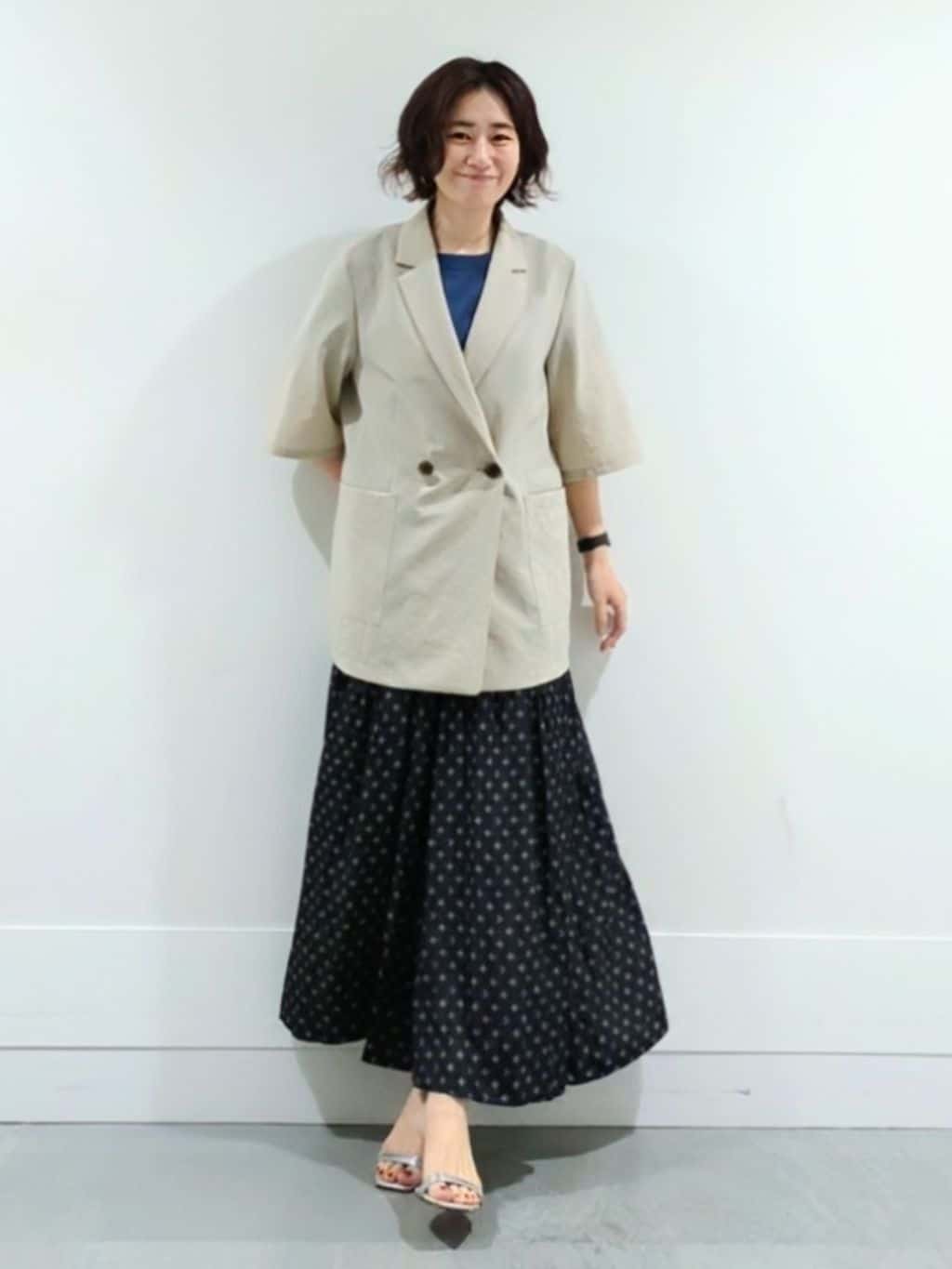 ミズタさんの「UNTITLED｜【吸水速乾/洗える】ハーフスリーブジャケット」を使ったコーディネート