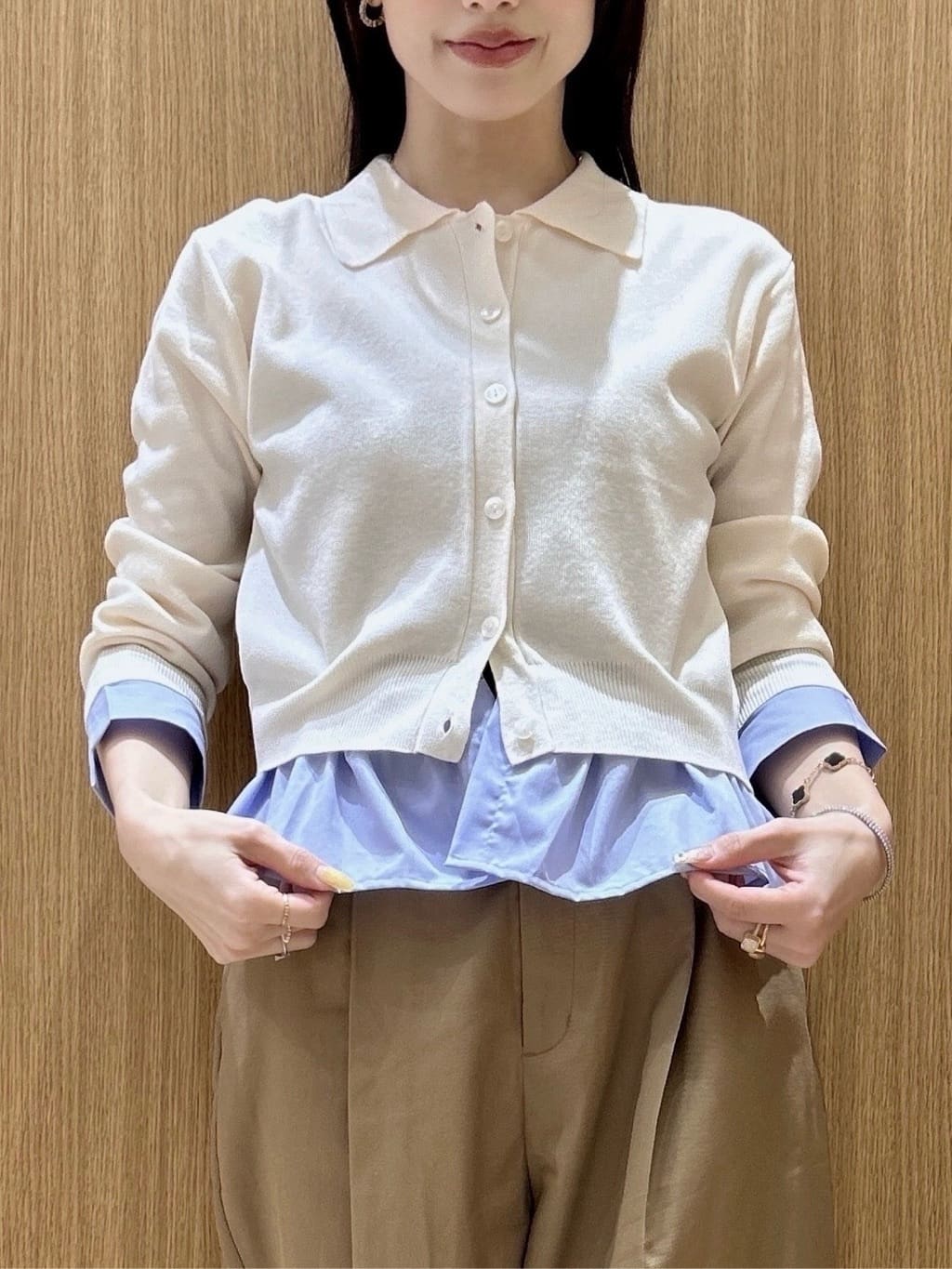 maiさんの「OPAQUE.CLIP｜ポロ衿シャツドッキングニット【洗濯機OK】」を使ったコーディネート