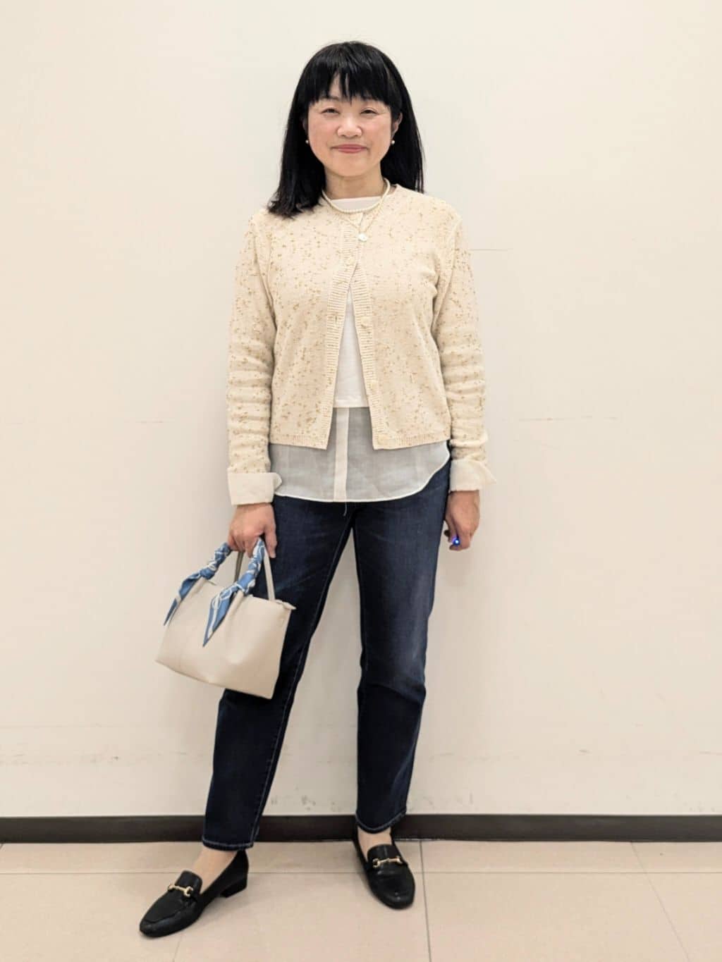 ともさんの「UNTITLED｜【Made In Japan】ガラスパールレイヤードネックレス」を使ったコーディネート