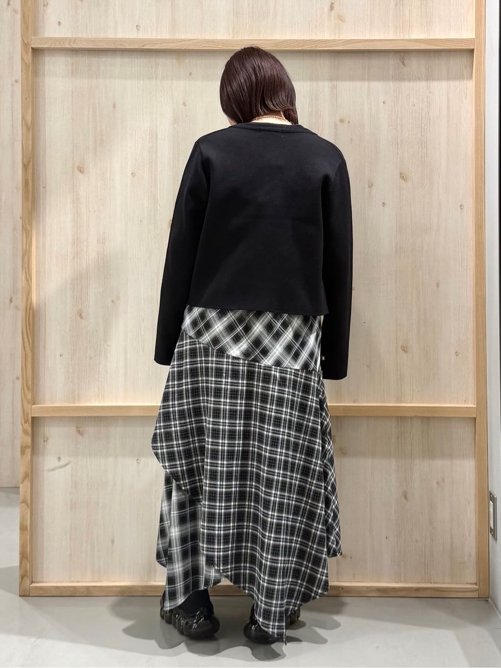 nanaさんの「THE SHOP TK｜ハーフミラノカーデ」を使ったコーディネート