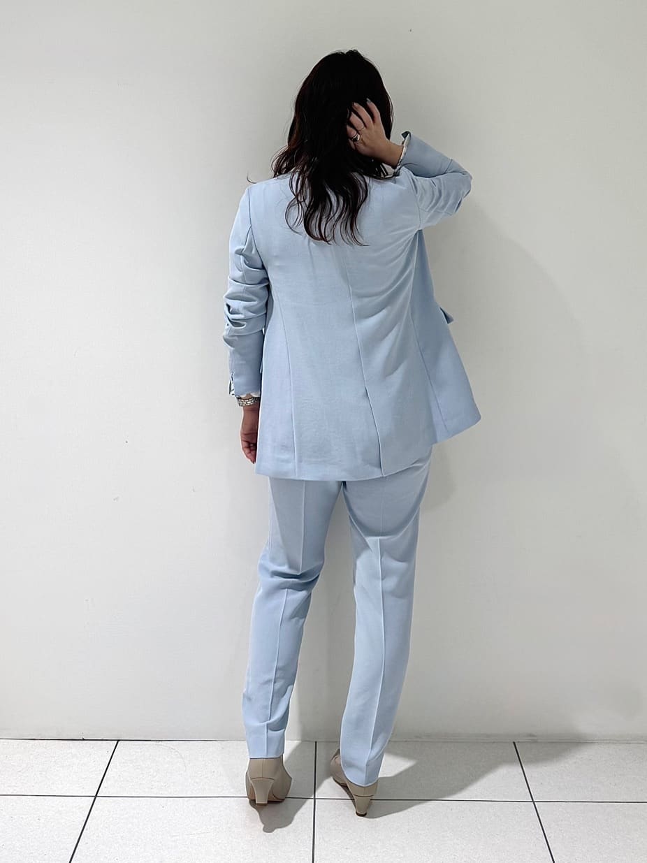 そんさんの「INDIVI｜【洗える／多機能／SETUP可】着る日傘ダブルジャケット」を使ったコーディネート