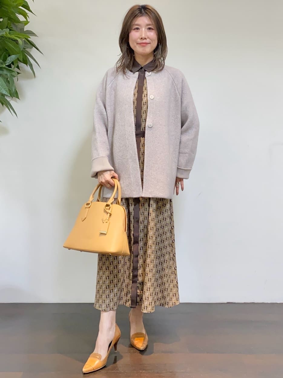 tomoさんの「UNTITLED｜【ウエストリボン/前開きボタン/レトロモダン】チェーン柄フレアワンピース」を使ったコーディネート