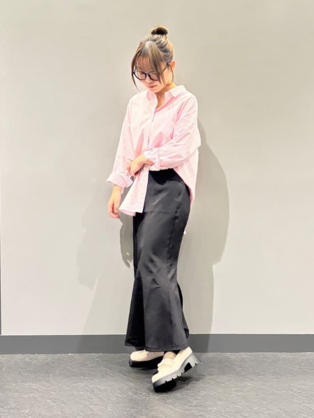 せらら⭐️さんの「ESPERANZA｜フリル付きリボンローファー」を使ったコーディネート