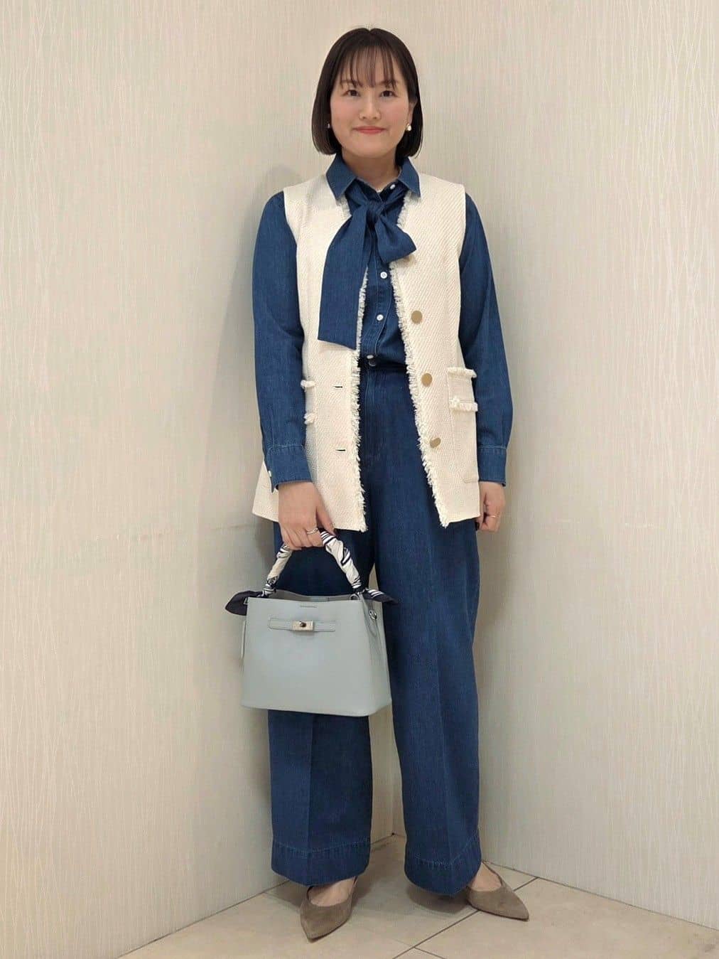 naokoさんの「UNTITLED｜【オンオフ使える】スラブツイード ジレ」を使ったコーディネート