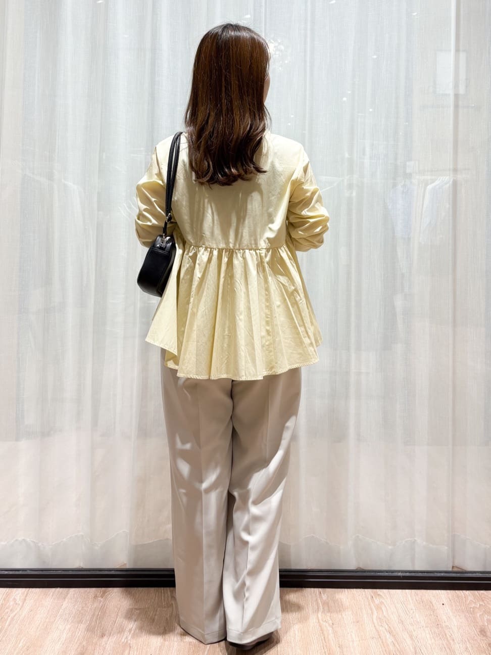 かなさんの「OPAQUE.CLIP｜フェイクパール華奢ネックレス」を使ったコーディネート