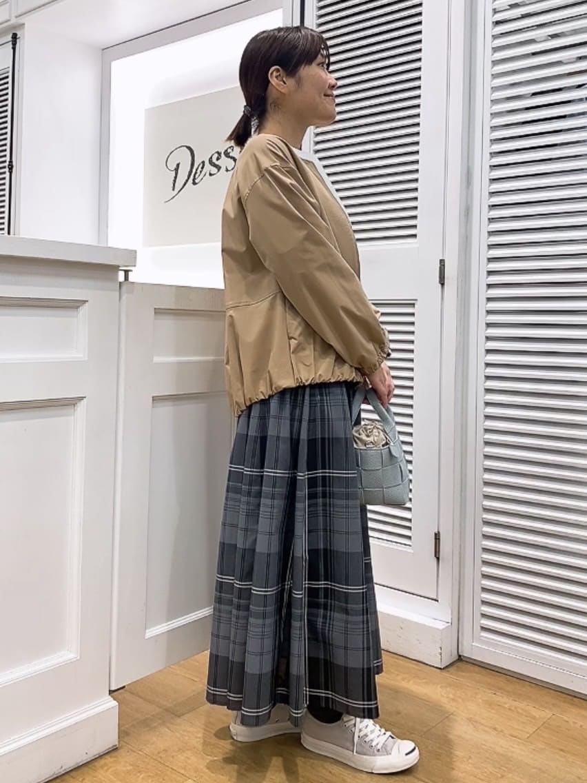 Hamaさんの「Dessin｜【洗える】コットンVネックニット」を使ったコーディネート