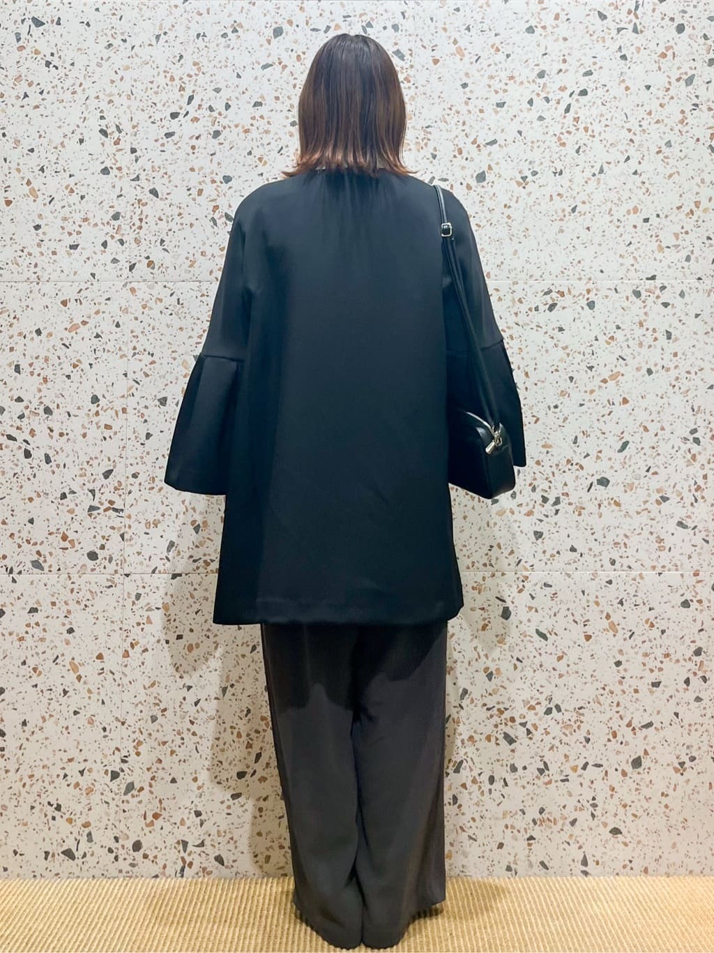 さくらさんの「OPAQUE.CLIP｜フレアスリーブミドルコート【洗濯機OK】」を使ったコーディネート