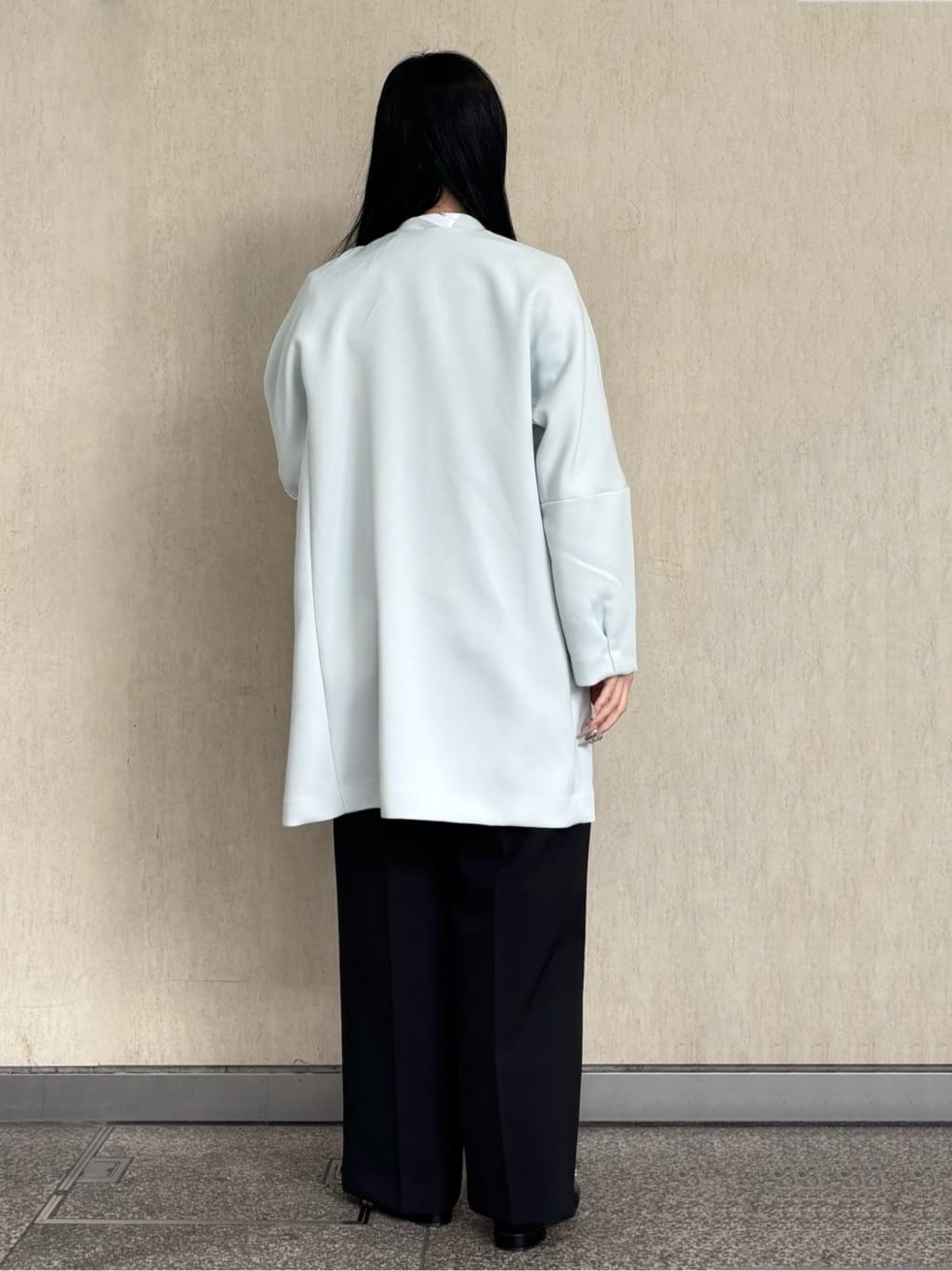 ささんの「OPAQUE.CLIP｜フォルムスリーブミドルコート【洗濯機OK】」を使ったコーディネート