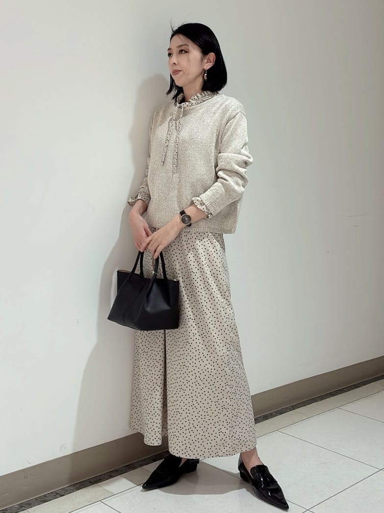 環さんの「UNTITLED｜◆【洗える/光沢感】ファンシーヤーンニット」を使ったコーディネート