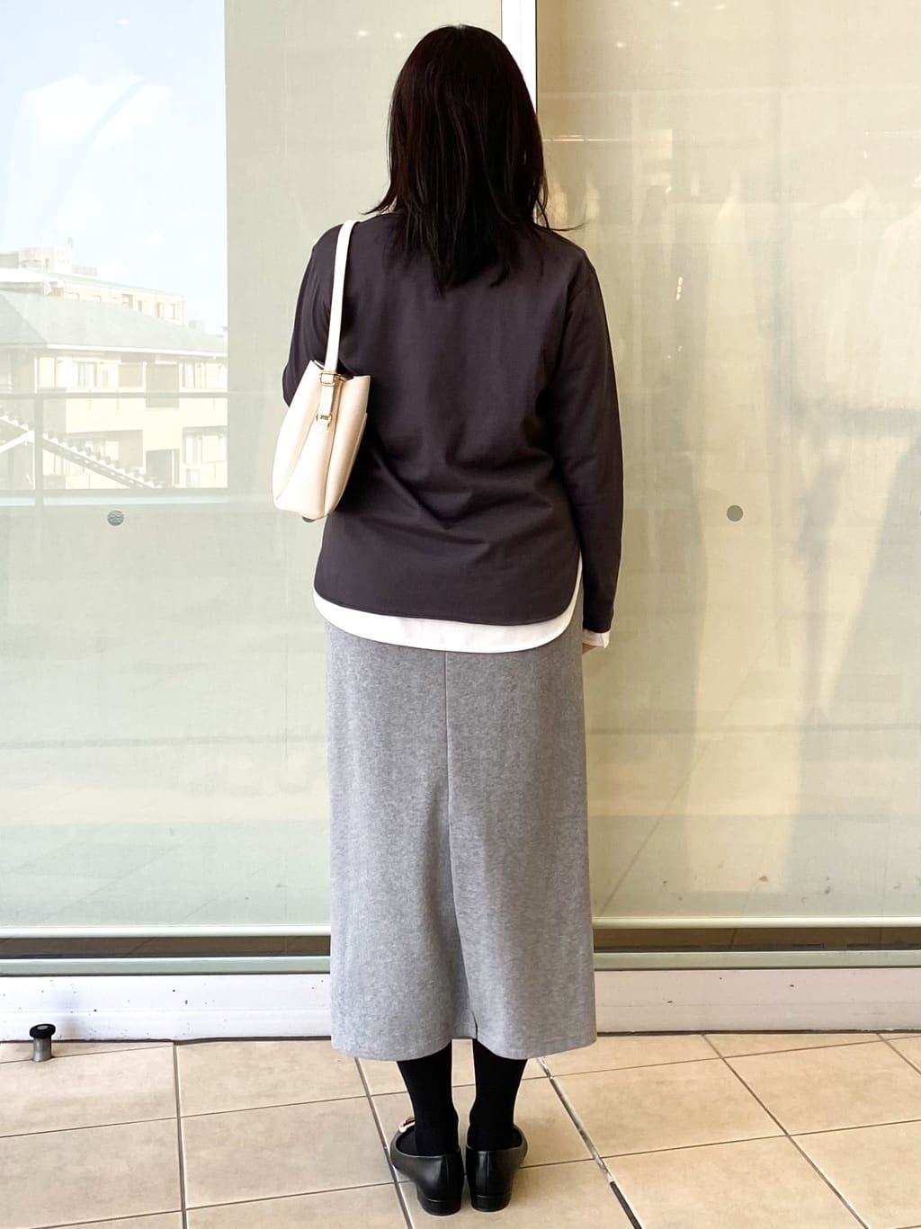 Jeanさんの「OPAQUE.CLIP｜ロゴプリントロングTシャツ【洗濯機OK】」を使ったコーディネート
