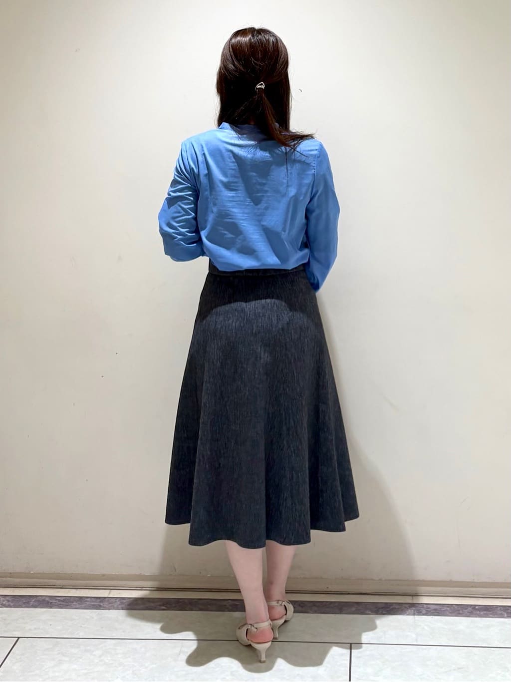 sakiさんの「COUP DE CHANCE｜【手洗い可／日本製】麻混フレアースカート」を使ったコーディネート