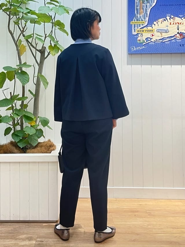mikaさんの「Dessin｜【入卒/セレモニー/セットアップ可能】ダブルクロステーパードパンツ」を使ったコーディネート