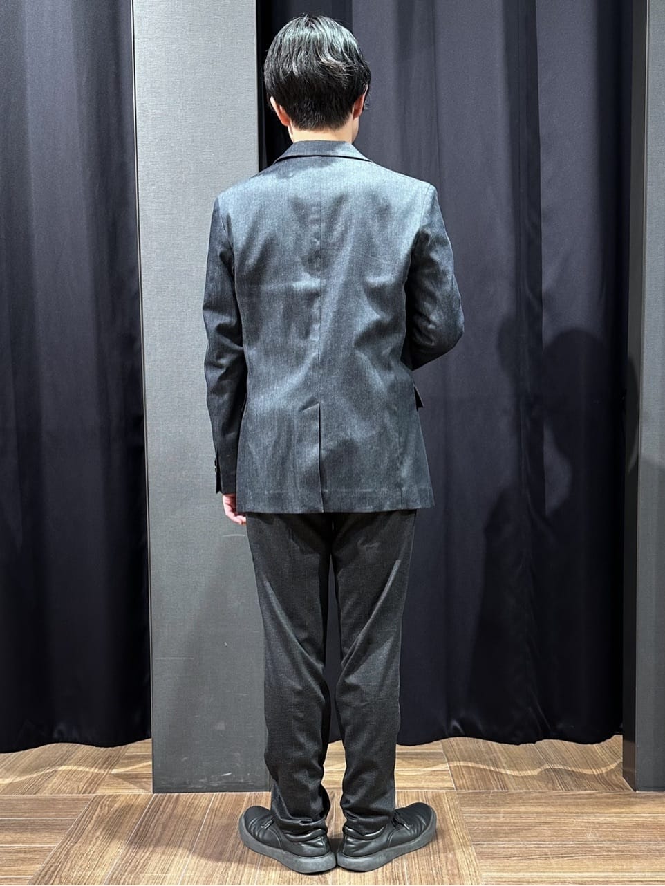 tomoyaさんの「THE SHOP TK｜ライトエバーデニム ジャケット 洗濯機OK/ストレッチ/セットアップ可」を使ったコーディネート