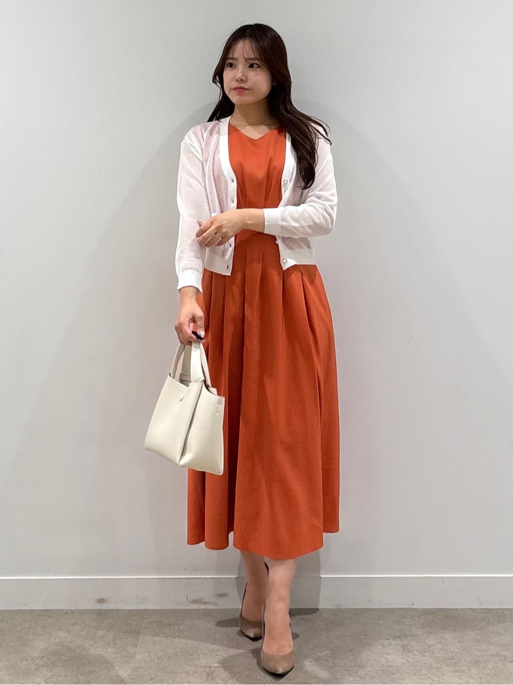 MISAKIさんの「COUP DE CHANCE｜【手洗い可／日本製】ノースリーブフレアワンピース」を使ったコーディネート
