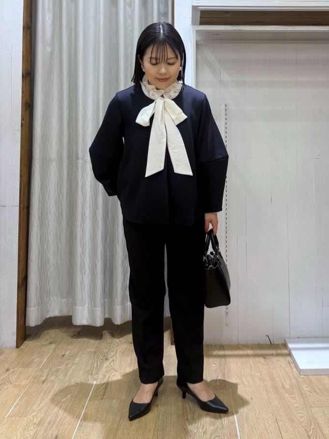 chさんの「THE SHOP TK｜【通勤にもカジュアルにも】ギャザーリボンタイブラウス」を使ったコーディネート
