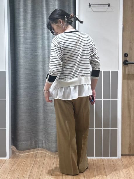 よっしーさんの「grove｜【洗える/お仕事にも】ウエストすっきりベルト付ワイドパンツ」を使ったコーディネート