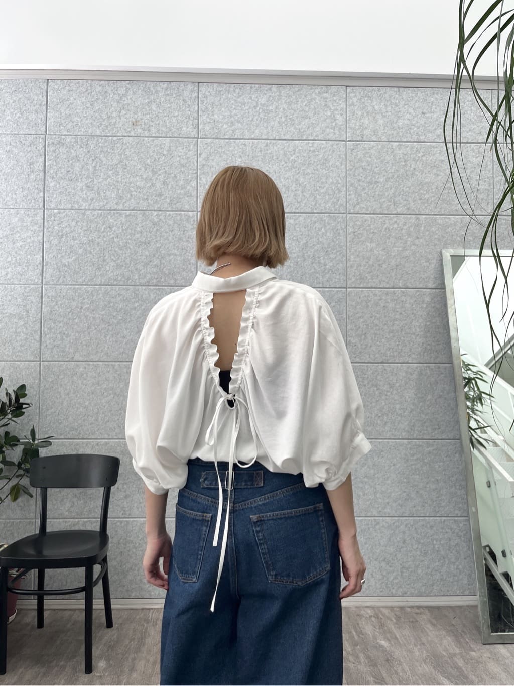 Harukaさんの「INDIVI｜バックドロストブラウス」を使ったコーディネート