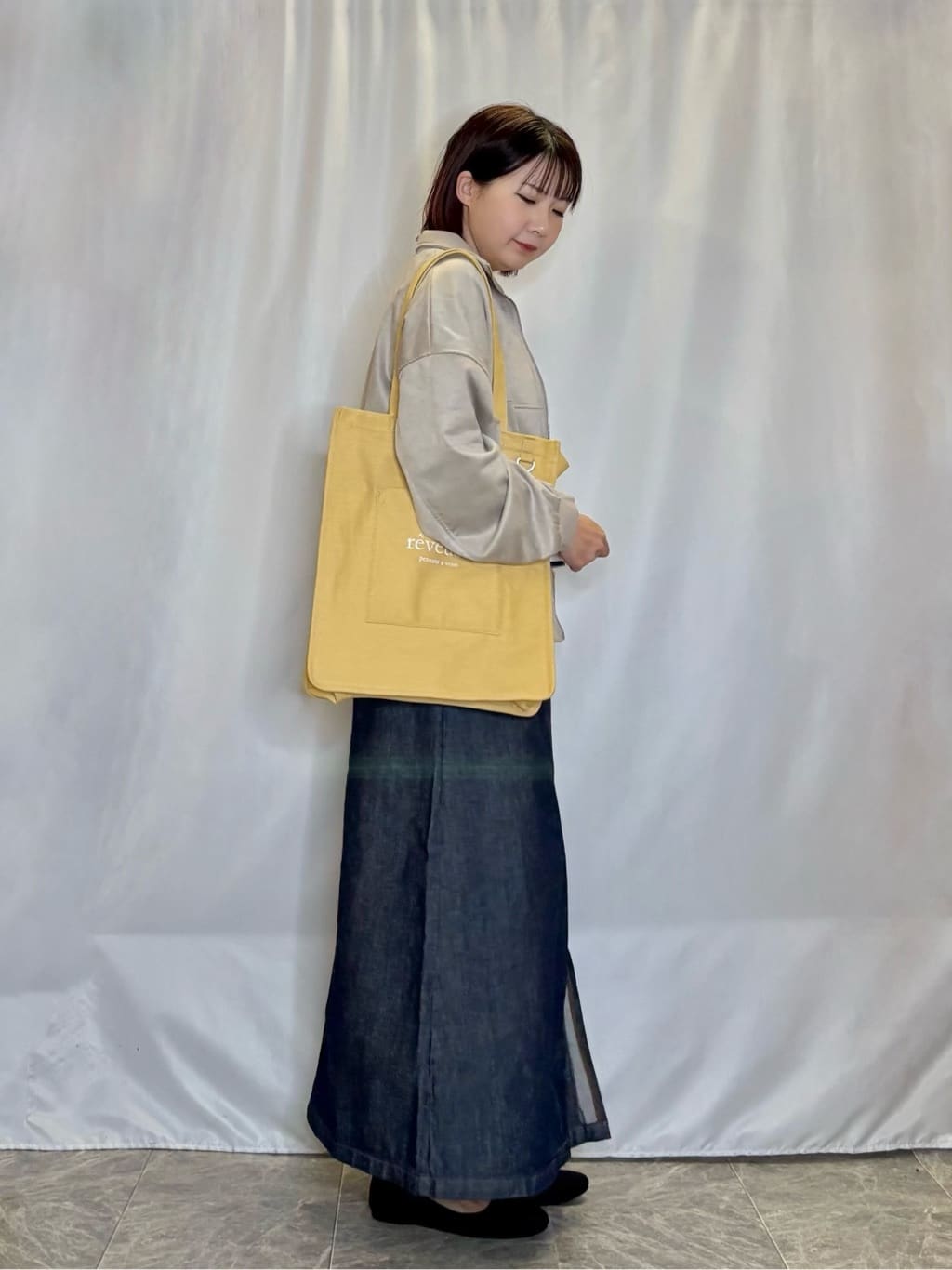 ネリさんの「SHOO･LA･RUE｜【SHOO・LA・RUE DENIM】シンプルだから使いやすい Aラインスカート」を使ったコーディネート