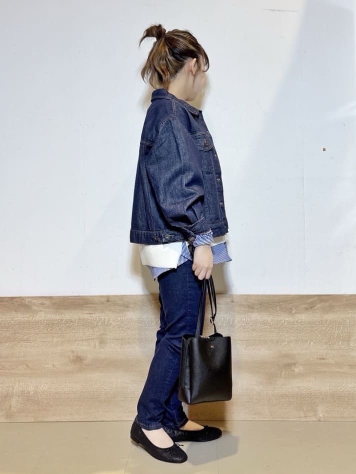 るねさんの「SHOO･LA･RUE｜【SHOO・LA・RUE DENIM】羽織るだけでこなれる　オーバーサイズデニムジャケット」を使ったコーディネート