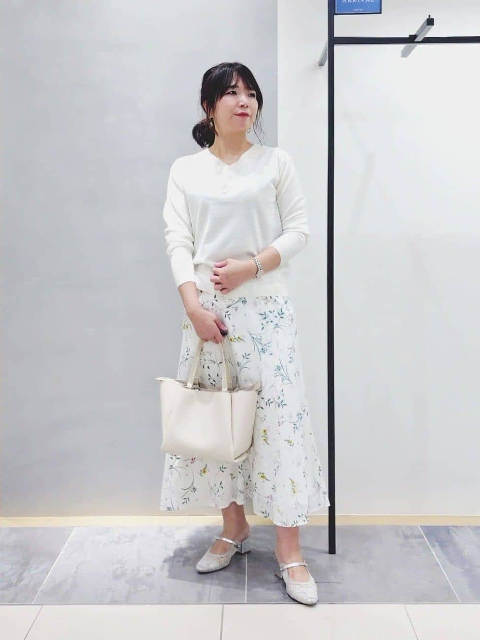 TOMOMIさんの「INDIVI｜【洗える／多機能／SETUP可】着る日傘ダブルジャケット」を使ったコーディネート