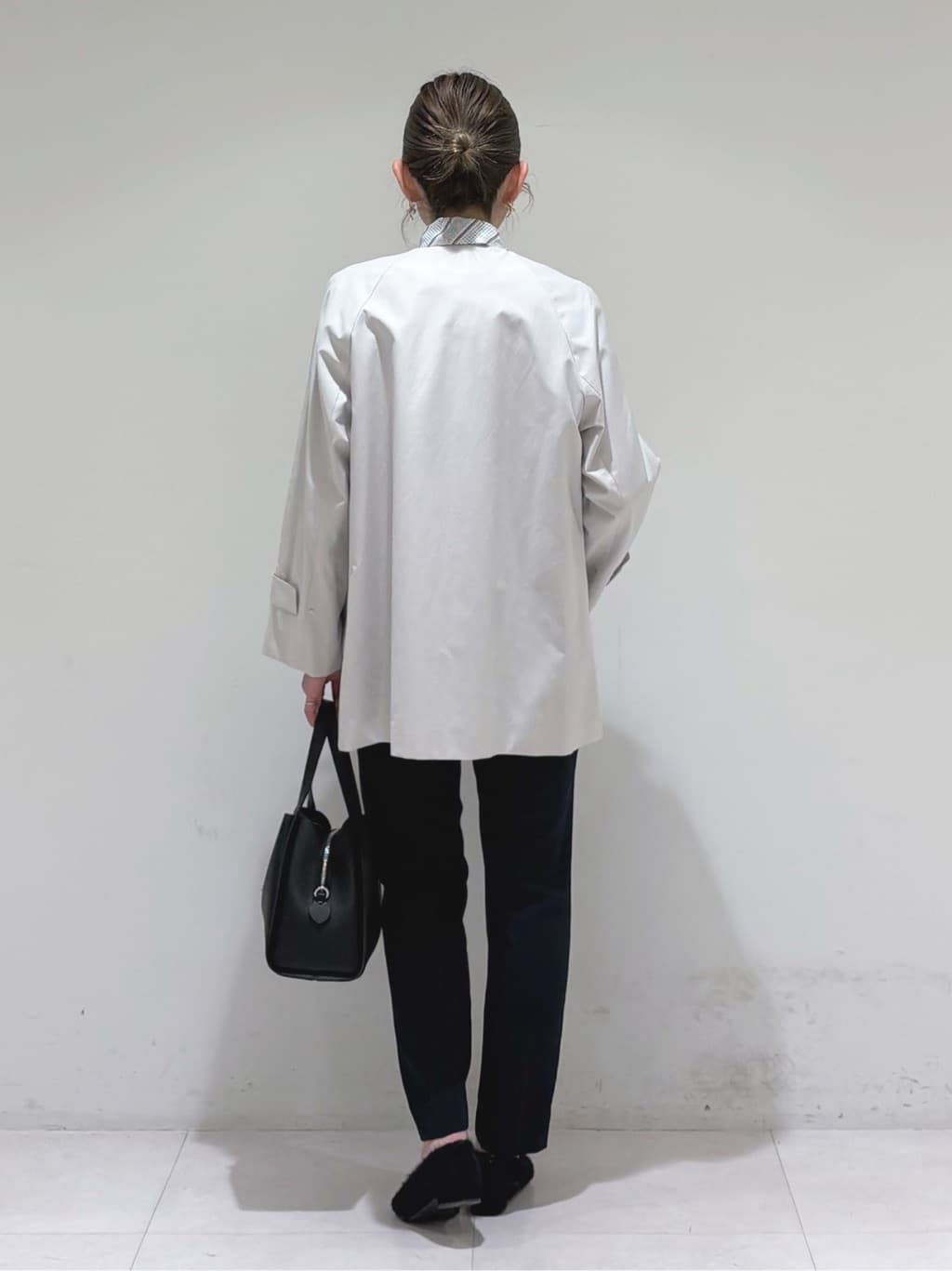 tsuyuさんの「INDIVI｜【2柄展開】柄デザインスカーフ」を使ったコーディネート