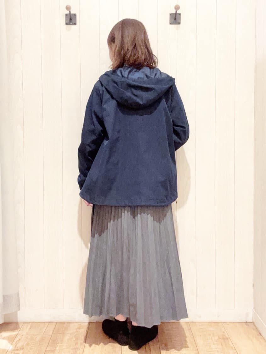 あいこさんの「SHOO･LA･RUE｜【洗濯機可/S-LL】コーデの主役になる ロゴアソート 裏毛スウェット」を使ったコーディネート