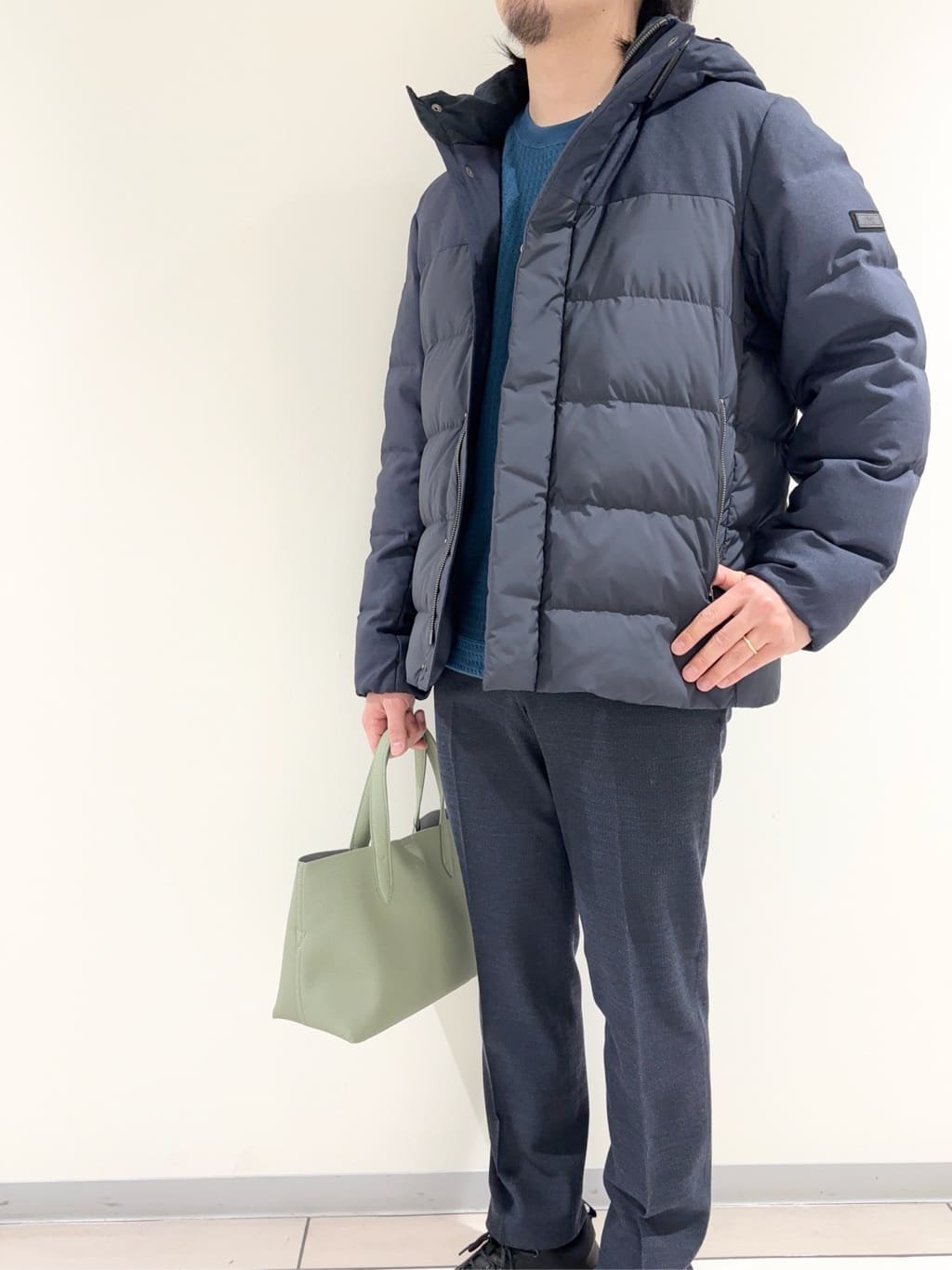 及川さんの「TAKEO KIKUCHI｜カラーコンビ ダウンブルゾン」を使ったコーディネート