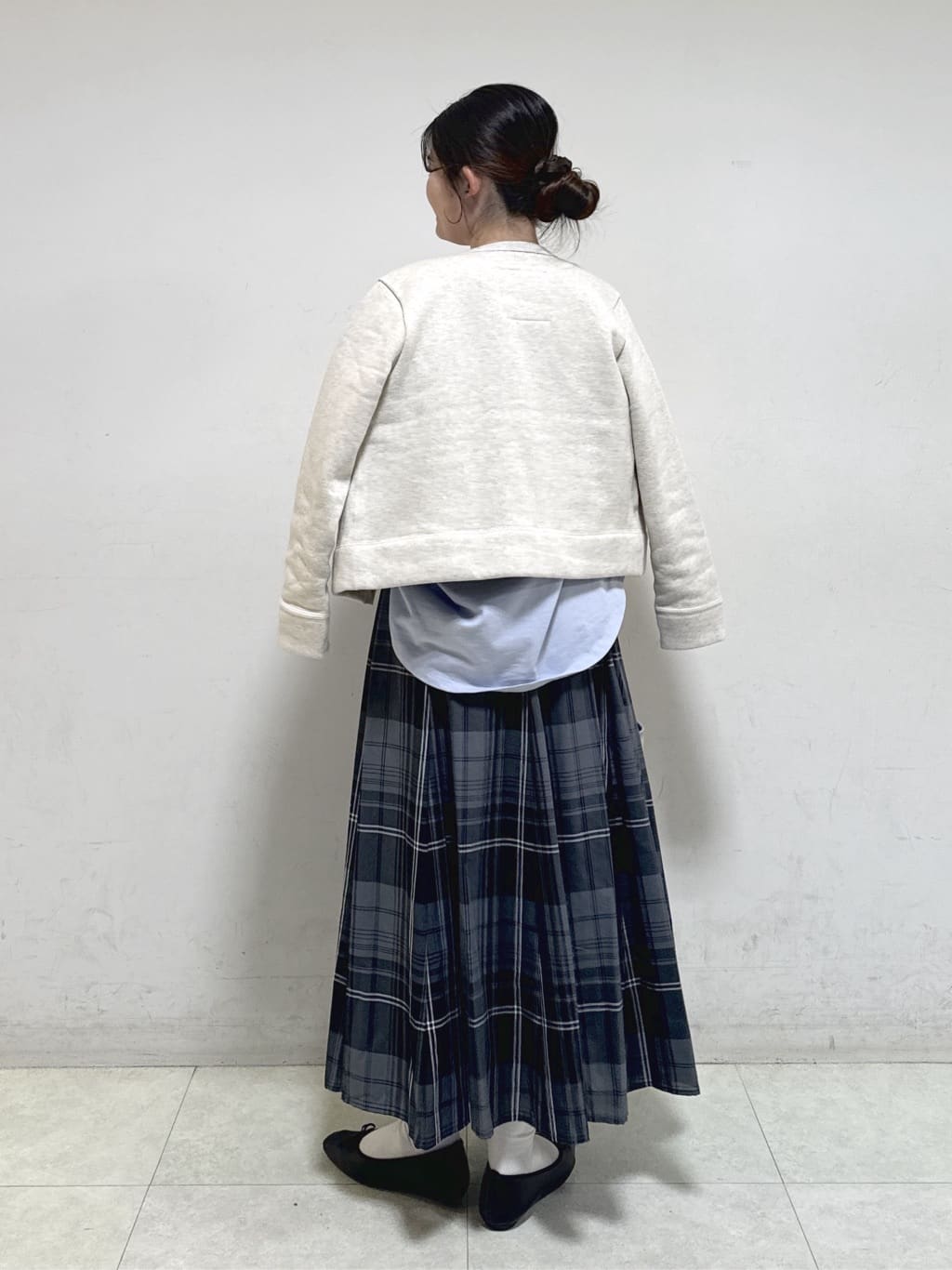 Harunaさんの「Dessin｜【360度可愛い・洗える】バックヘンリーカットソー」を使ったコーディネート