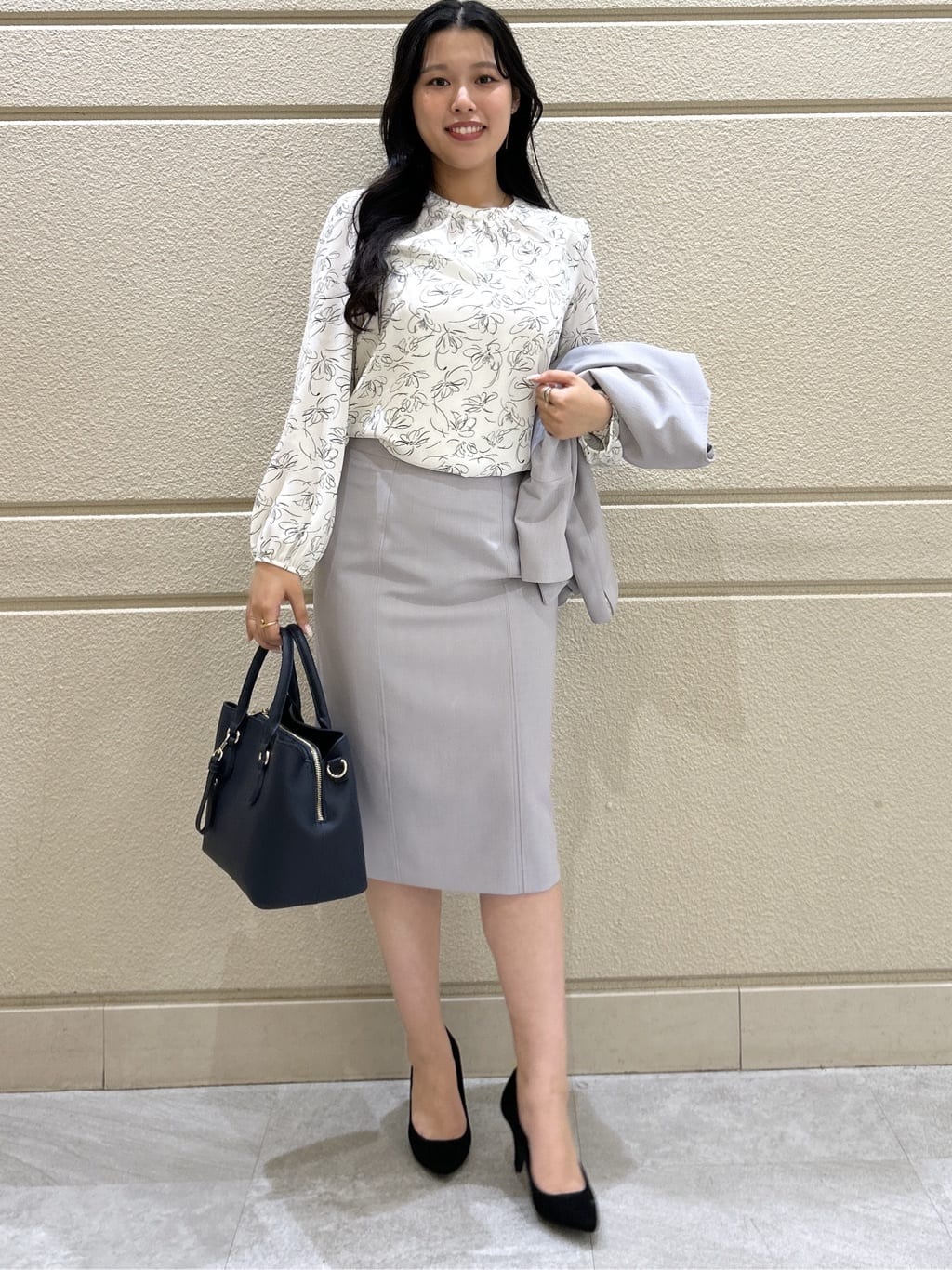 Momokaさんの「COUP DE CHANCE｜【手洗い可／日本製／スーツ可】ペプラムデザイン　カラーレスジャケット」を使ったコーディネート