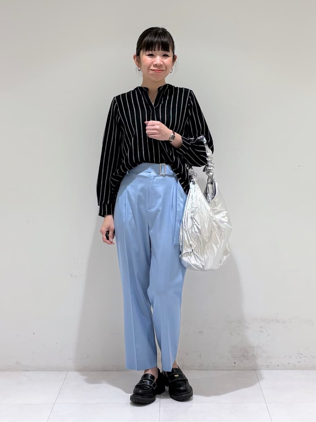 tsuyuさんの「INDIVI｜【新色登場！超軽量】2WAYドロストショルダーバッグ」を使ったコーディネート