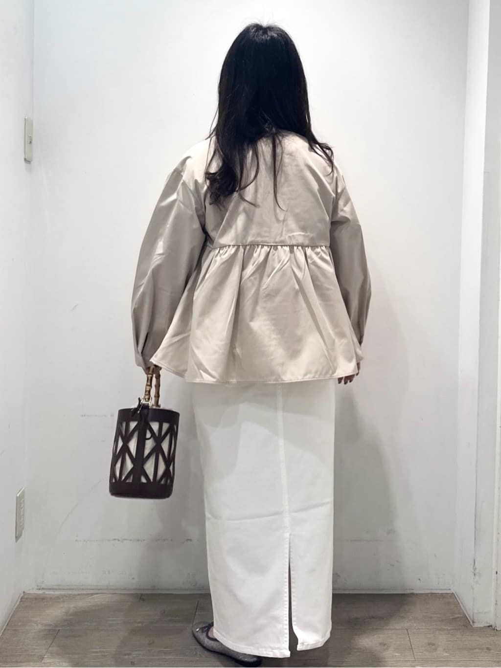 yuicciさんの「OPAQUE.CLIP｜撥水ノーカラーペプラムブルゾン【洗濯機OK／抗ピル】」を使ったコーディネート