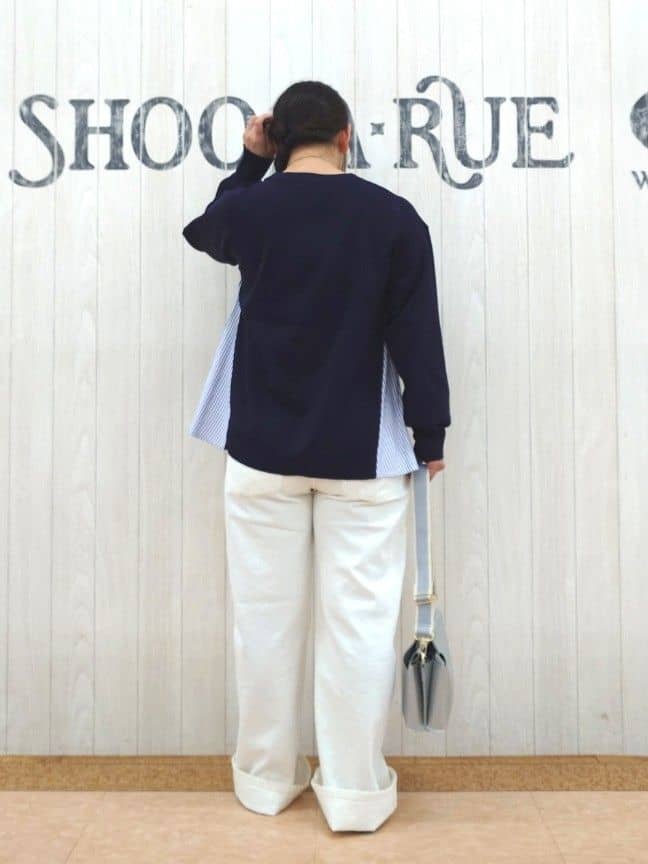 とろろさんの「SHOO･LA･RUE｜【SHOO・LA・RUE DENIM/SS-LL】程よい厚みの ストレートデニムパンツ（10.5オン」を使ったコーディネート