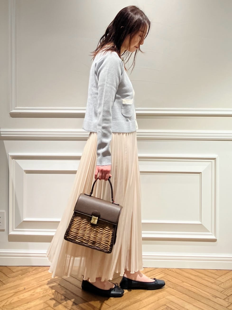 TSUKUIさんの「DRESSTERIOR｜◆ウォッシャブル コットンカシミヤ コンビカーデ」を使ったコーディネート