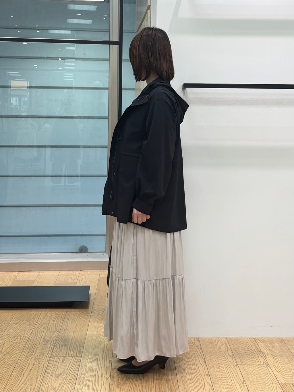 asamiさんの「INDIVI｜【洗える／前後2WAY／アンサンブル可能】ドルマンスリーブカーディガン」を使ったコーディネート