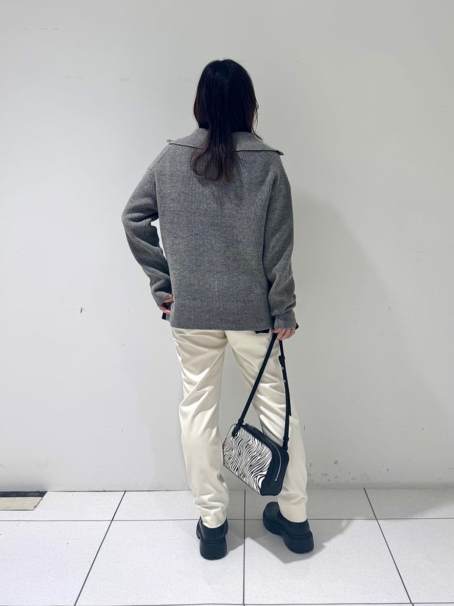 そんさんの「INDIVI｜【洗える】カラーネップ ダブルジップカーディガン」を使ったコーディネート