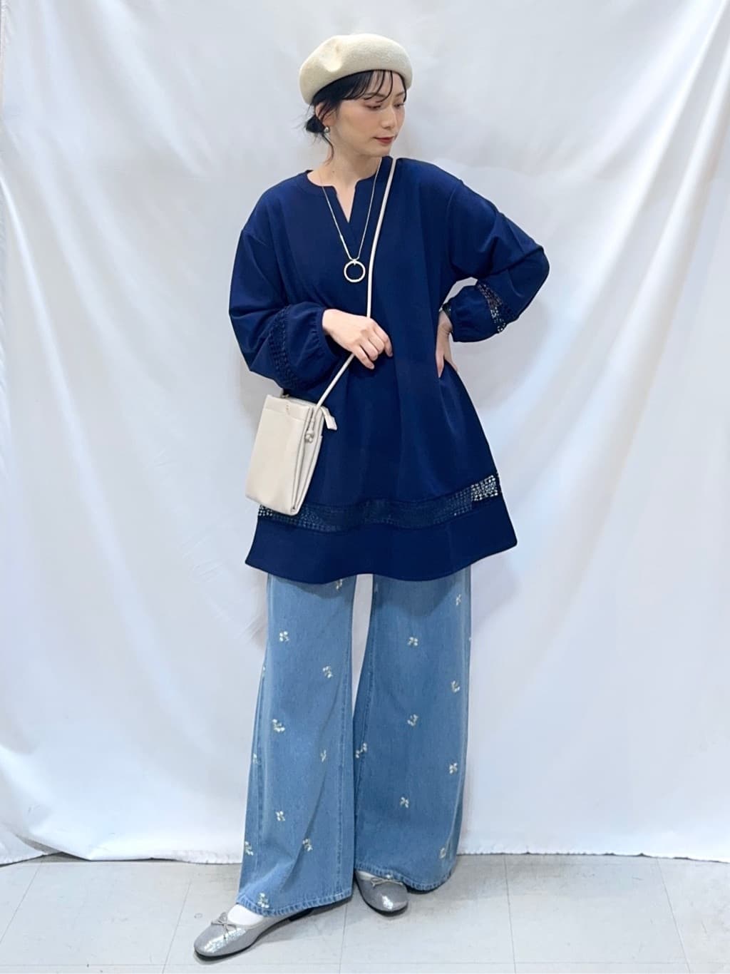 𝐇𝐢𝐫𝐨𝐦𝐢さんの「SHOO･LA･RUE｜2層ミニショルダーバッグ」を使ったコーディネート