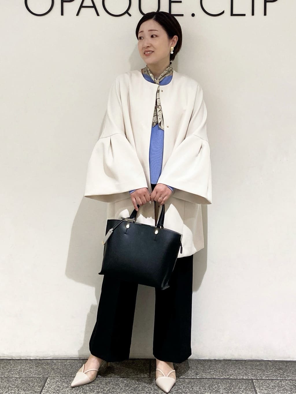MIHOさんの「OPAQUE.CLIP｜【スカーフリング付き】柄アソートスカーフ」を使ったコーディネート