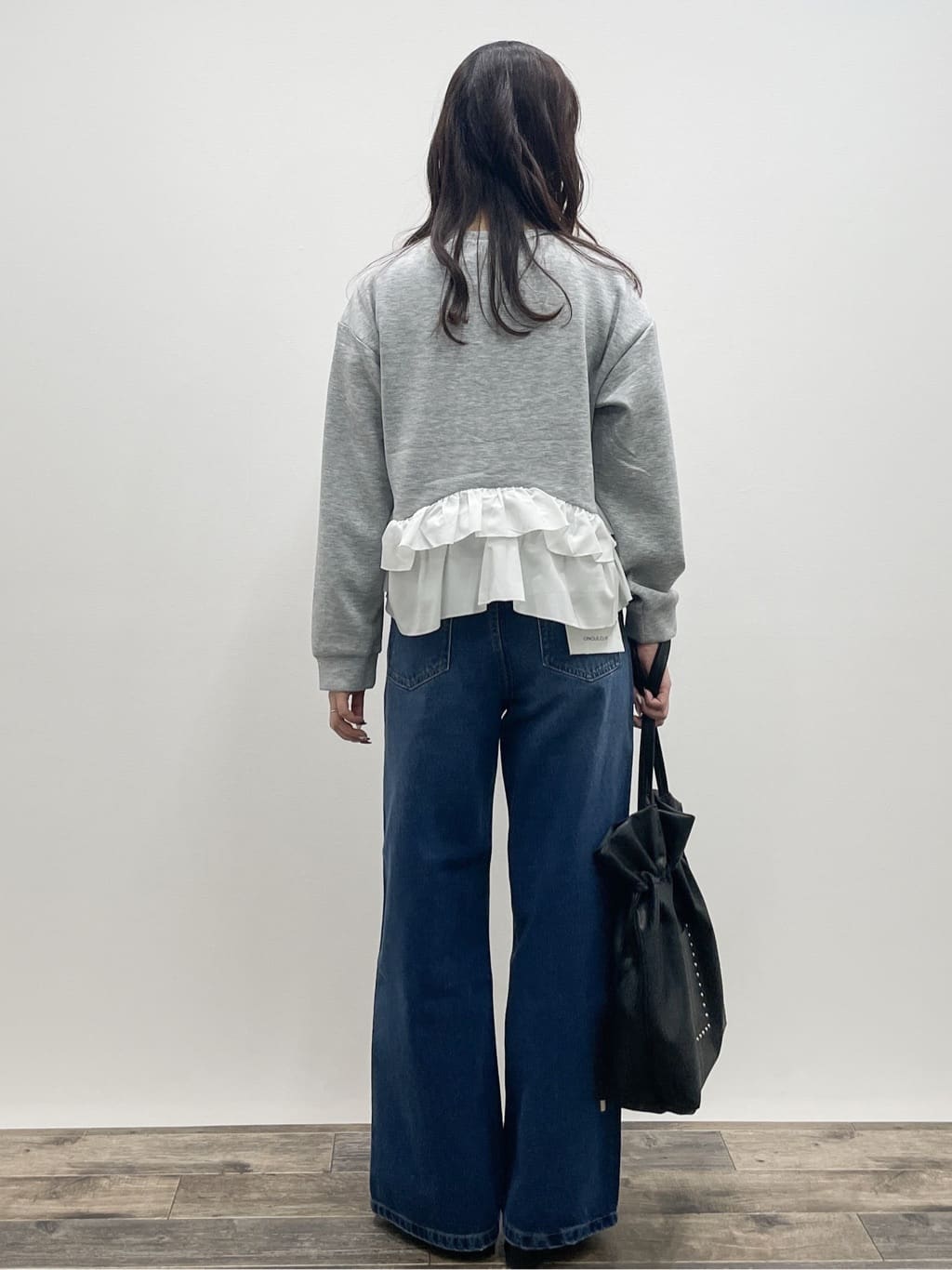 Aikoさんの「OPAQUE.CLIP｜裾フリルドッキングトップス【洗濯機OK】」を使ったコーディネート