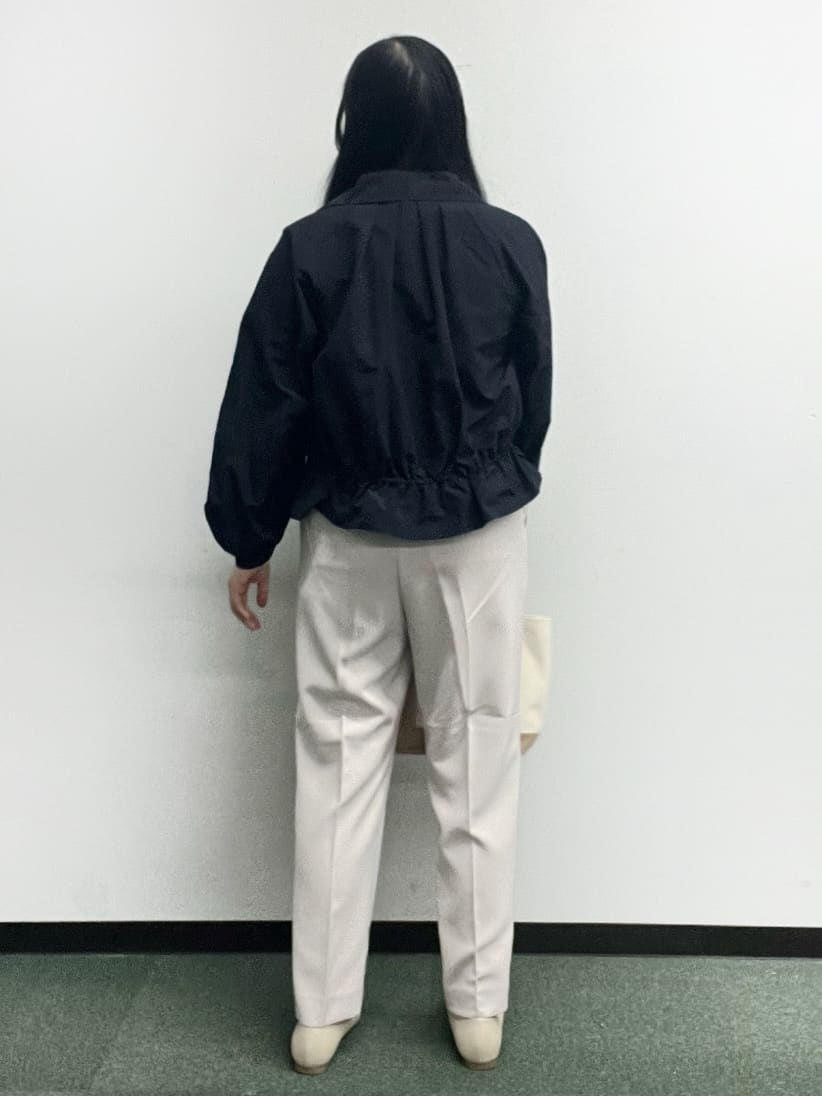 Hitomiさんの「index｜スタンドカラーペプラムブルゾン【洗濯機OK】」を使ったコーディネート