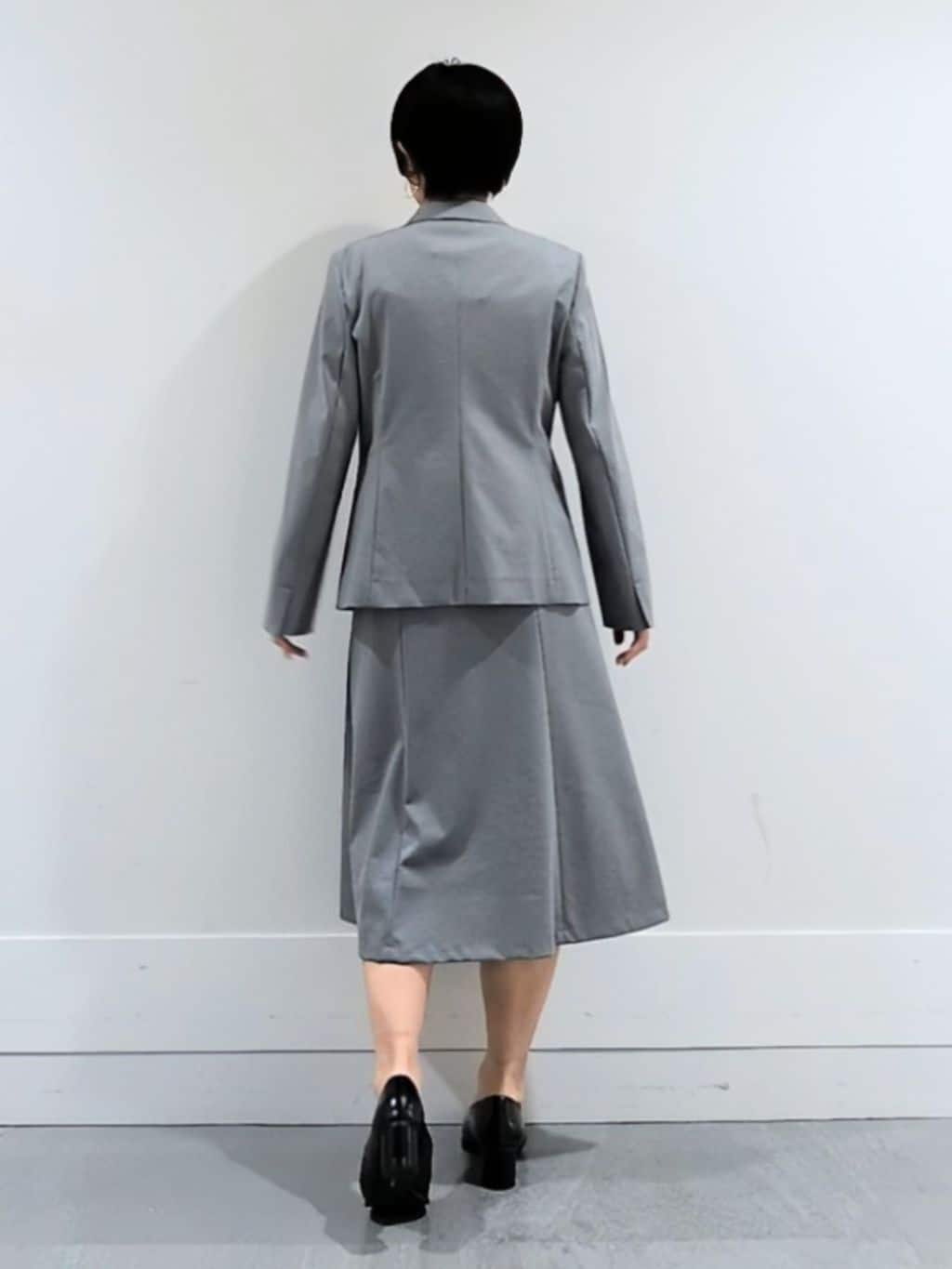 ミズタさんの「UNTITLED｜【UV/接触冷感/スーツ】ジャージテーラードジャケット」を使ったコーディネート