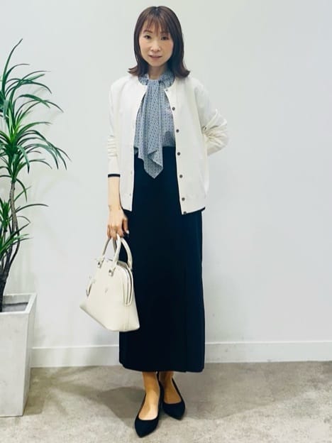 Miwaさんの「UNTITLED｜【通勤/オフィス】ジオメ柄ボウタイブラウス」を使ったコーディネート