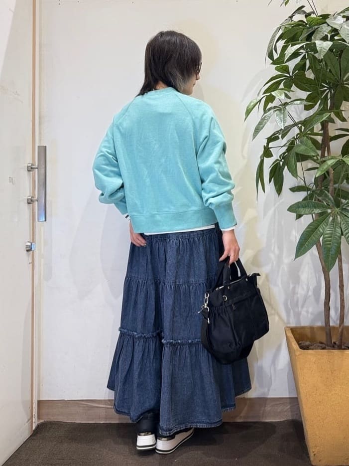 misakiさんの「SHOO･LA･RUE｜ヒールアップスニーカー」を使ったコーディネート