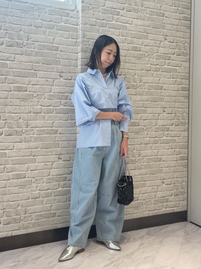 Mikoさんの「INDIVI｜ビスチェSETフォルムシャツ」を使ったコーディネート