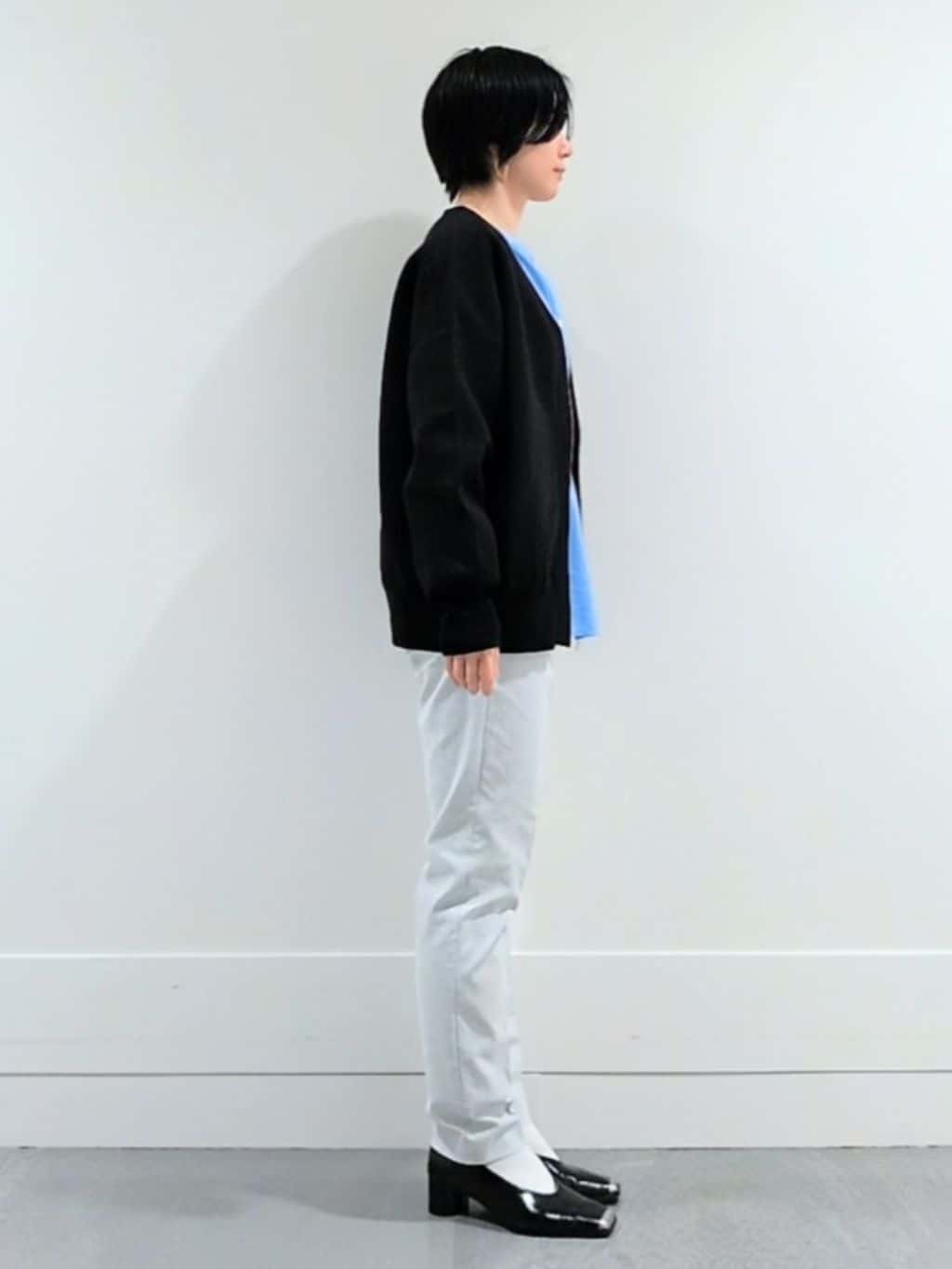 ミズタさんの「UNTITLED｜◆【軽羽織り/セットアップ可】ジップアップニットカーディガン」を使ったコーディネート