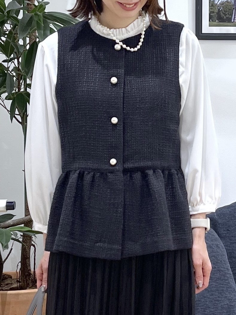canaさんの「Dessin｜【入卒/セレモニー】パール調ボタンベスト」を使ったコーディネート