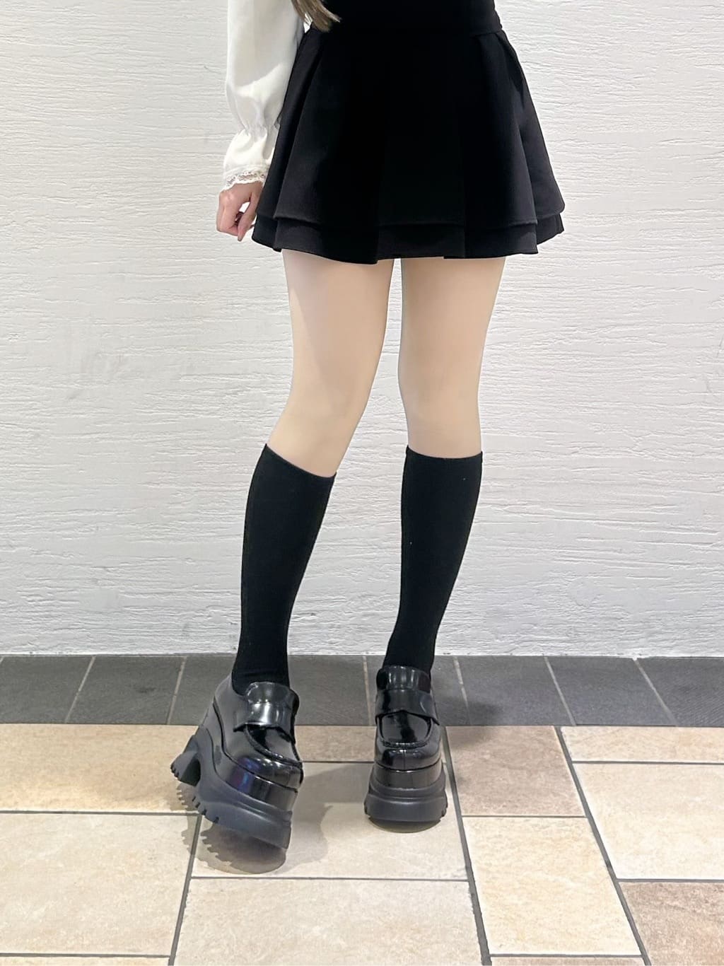 ゆうりさんの「ESPERANZA｜プラットフォームローファー」を使ったコーディネート